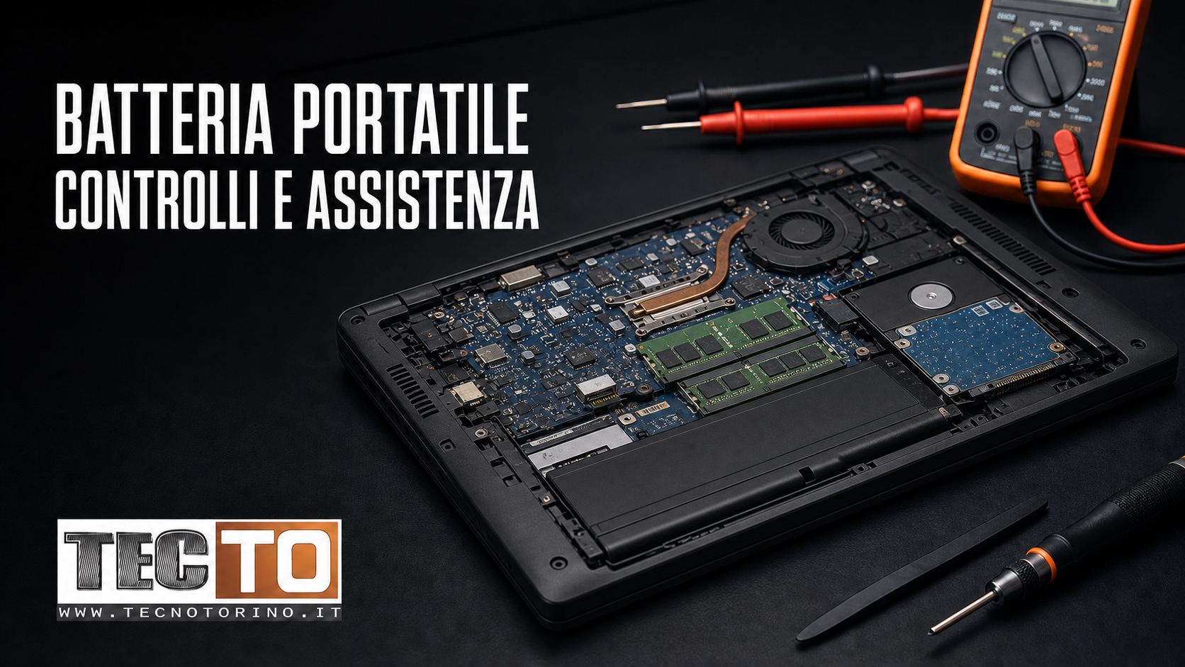 Controllo della batteria interna di un notebook nel laboratorio TecnoTorino