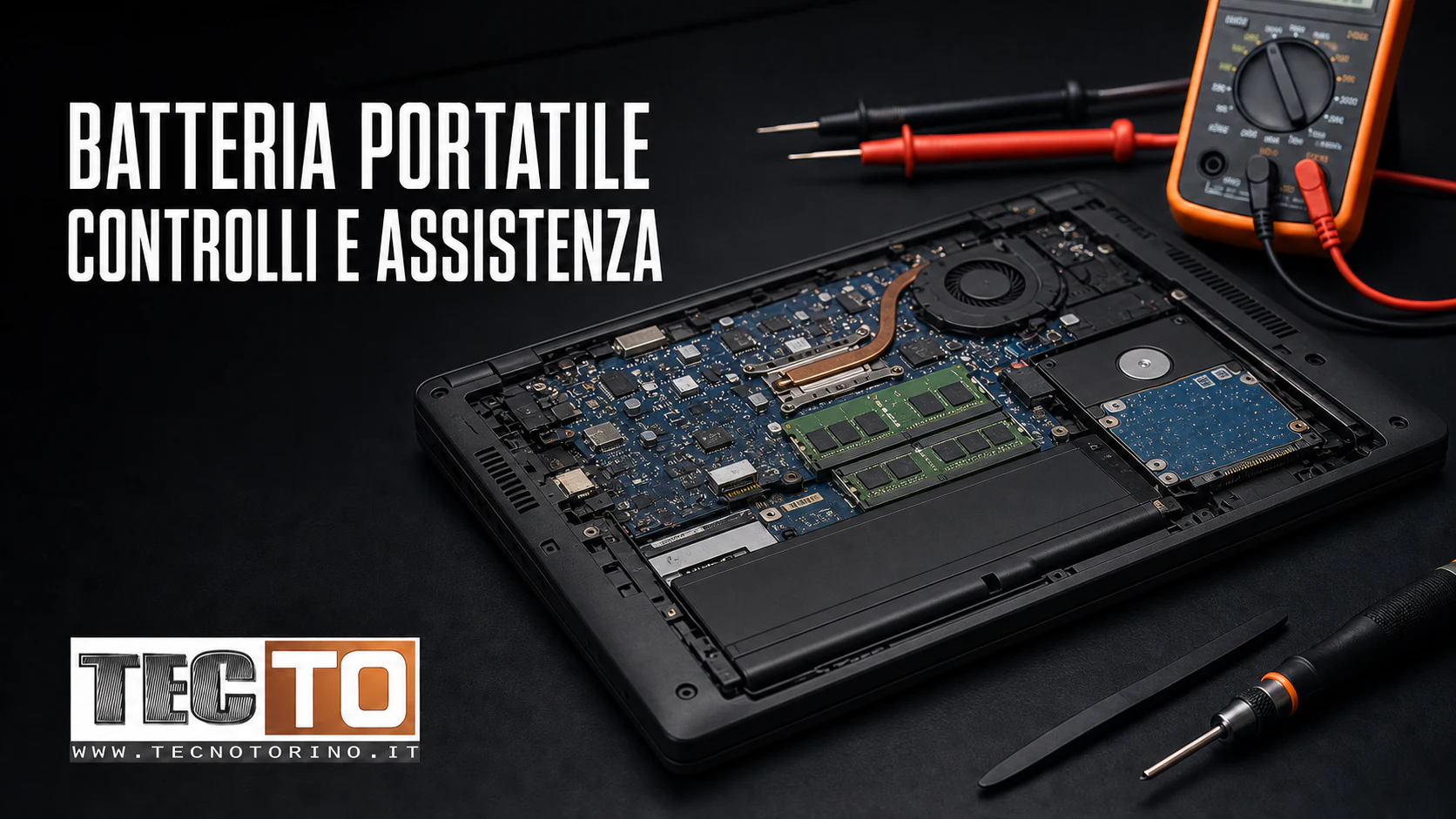 Controllo della batteria interna di un notebook nel laboratorio TecnoTorino